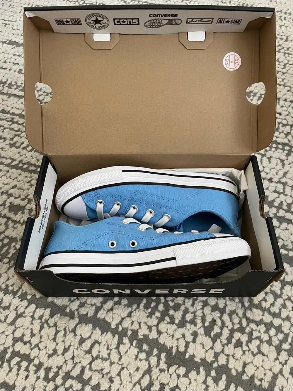 Converse Blue and White with Logo Shoe Box with Star Chevron